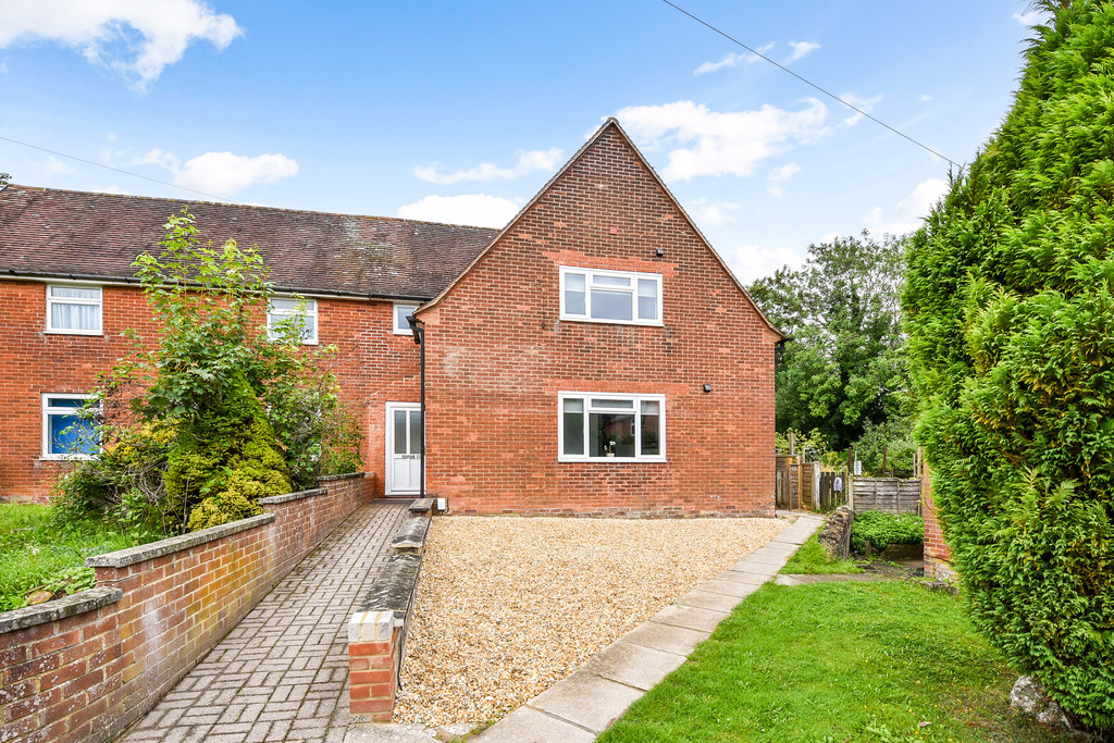 1 bed House Share for rent in Hampshire. From Martin & Co - Winchester