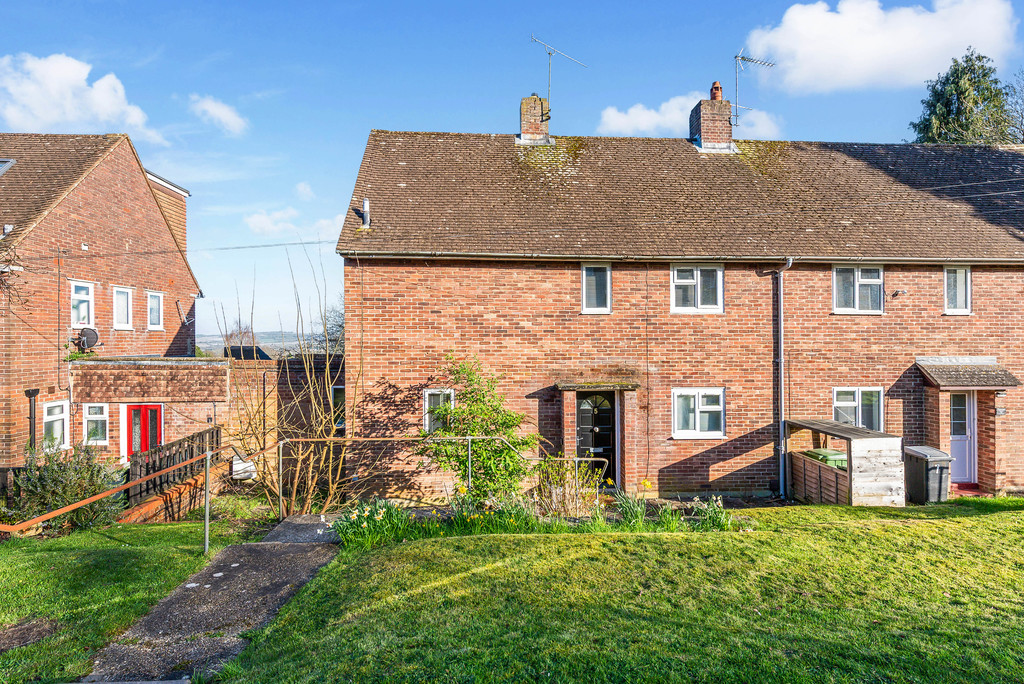 1 bed Semi Detached for rent in Hampshire. From Martin & Co - Winchester