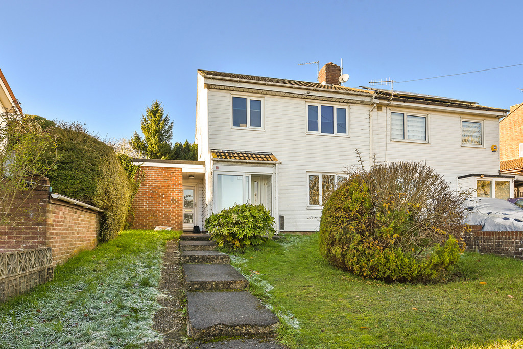 1 bed House Share for rent in Hampshire. From Martin & Co - Winchester