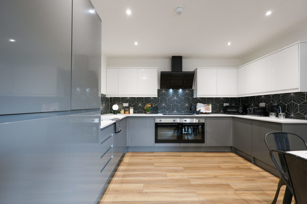 5 bed Mid Terraced House for rent in -. From Martin & Co - Winchester