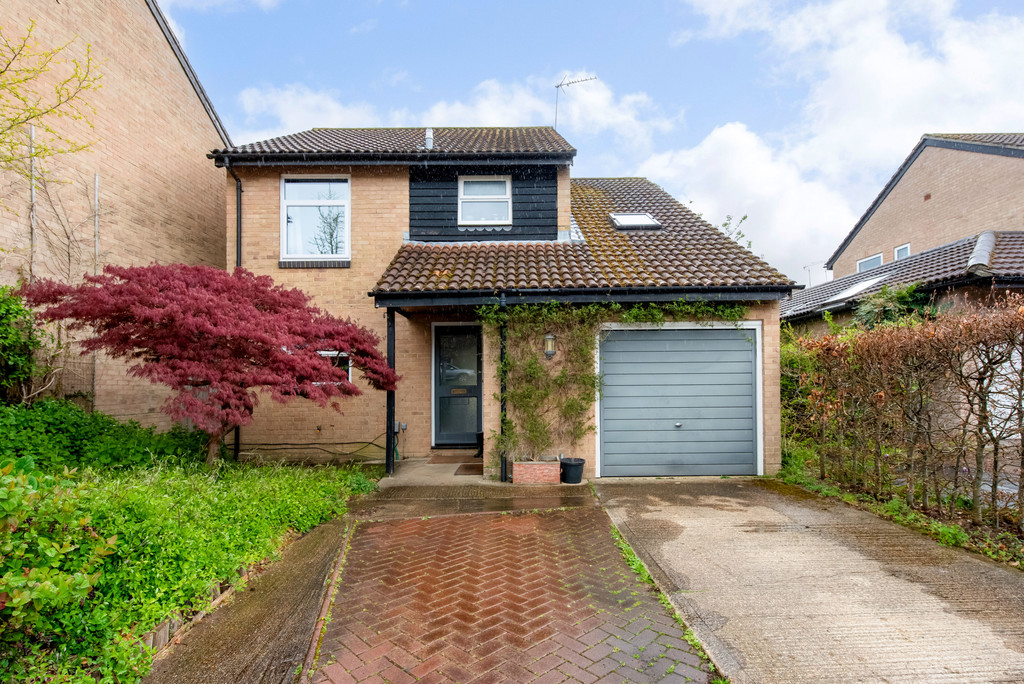 4 bed Detached for rent in Harestock. From Martin & Co - Winchester