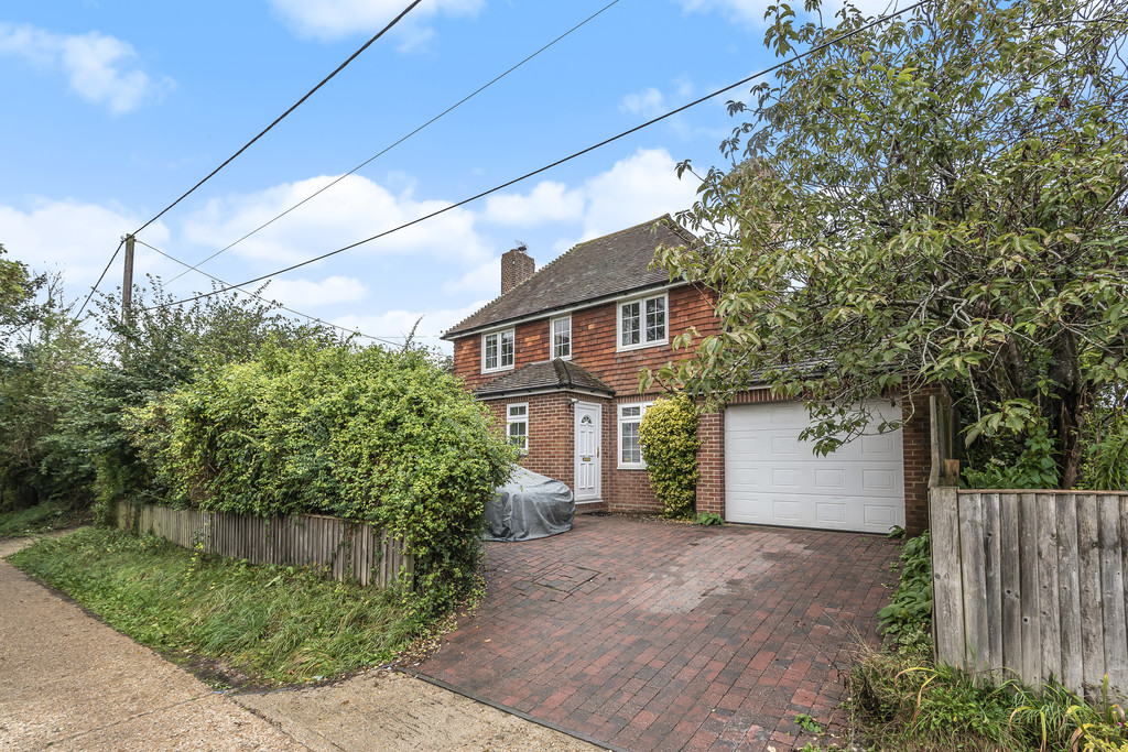 4 bed Detached for rent in Winchester. From Martin & Co - Winchester 4 bed Detached for rent in Winchester. From Martin & Co - Winchester
