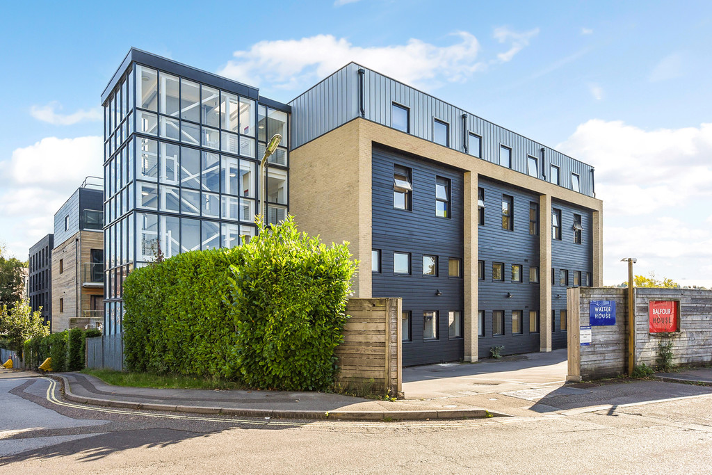 2 bed Apartment for rent in Hampshire. From Martin & Co - Winchester