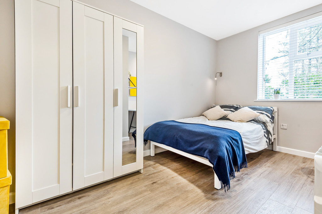 1 bed Flat Share for rent in Hampshire. From Martin & Co - Winchester