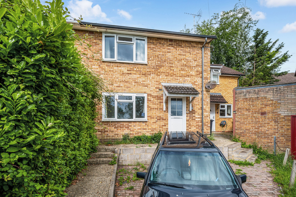 4 bed House Share for rent in Hampshire. From Martin & Co - Winchester