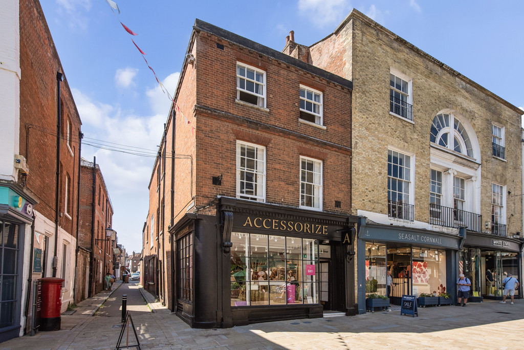 1 bed Apartment for rent in Hampshire. From Martin & Co - Winchester 1 bed Apartment for rent in Hampshire. From Martin & Co - Winchester
