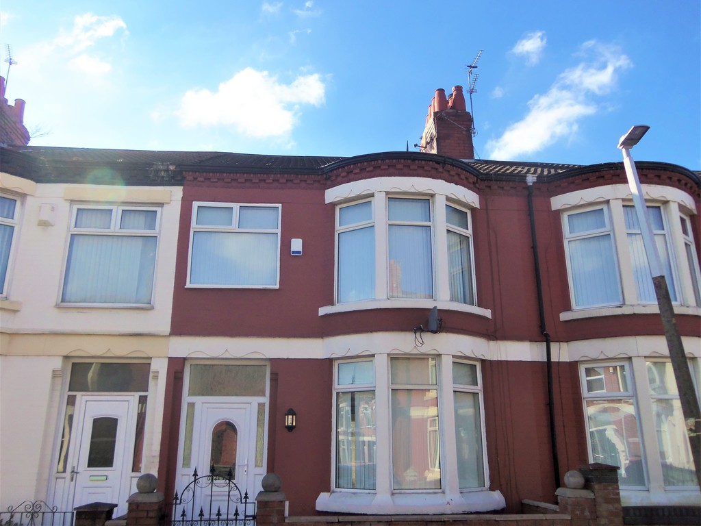 3 bed Mid Terraced House for rent in Merseyside. From Martin & Co - Liverpool South