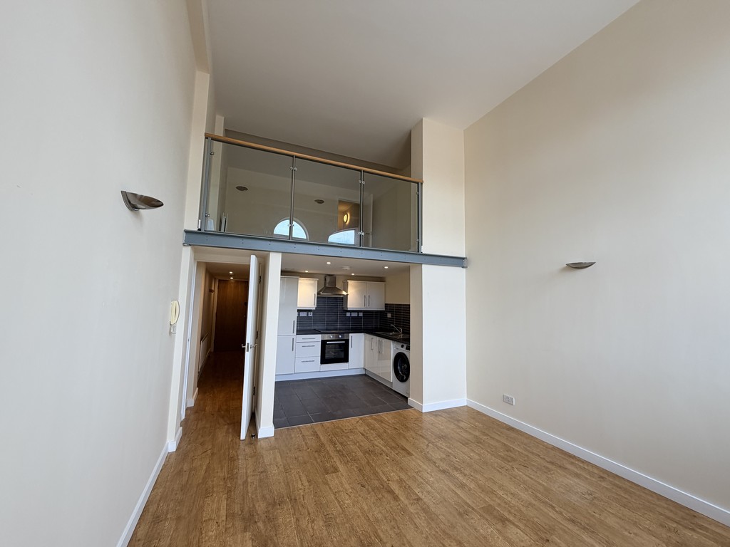 2 bed Apartment for rent in Merseyside. From Martin & Co - Liverpool South