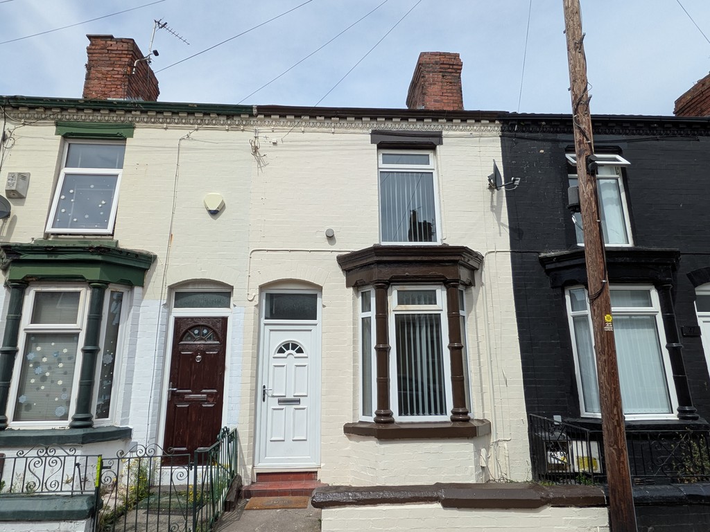 2 bed Mid Terraced House for rent in Liverpool. From Martin & Co - Liverpool South