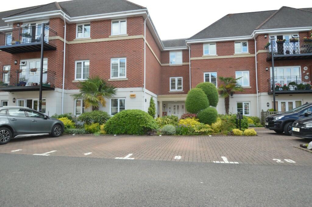 2 bed Apartment for rent in Eastleigh. From Martin & Co - Southampton City