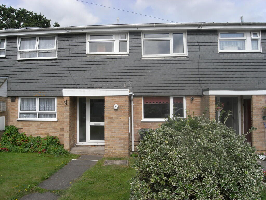 3 bed Mid Terraced House for rent in Eastleigh. From Martin & Co - Southampton City