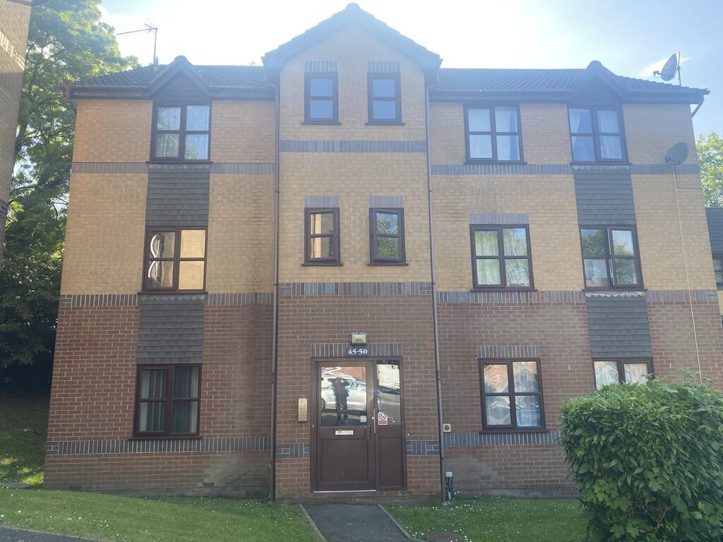 1 bed Apartment for rent in Rownhams. From Martin & Co - Southampton