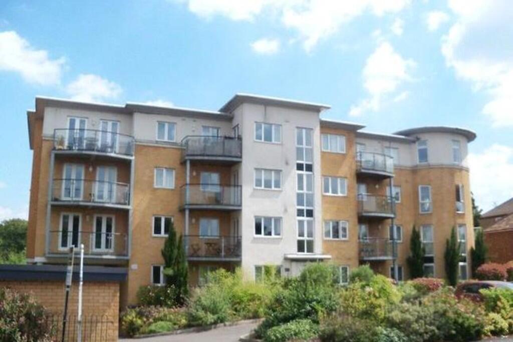 1 bed Apartment for rent in Southampton. From Martin & Co - Southampton