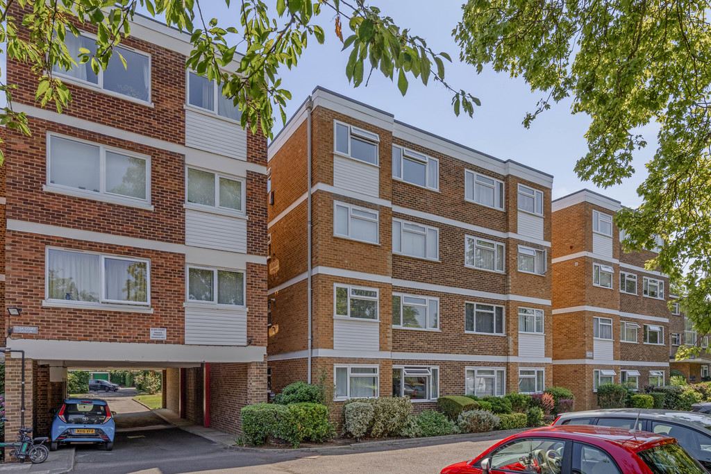 2 bed Apartment for rent in Beckenham. From Martin & Co - Beckenham