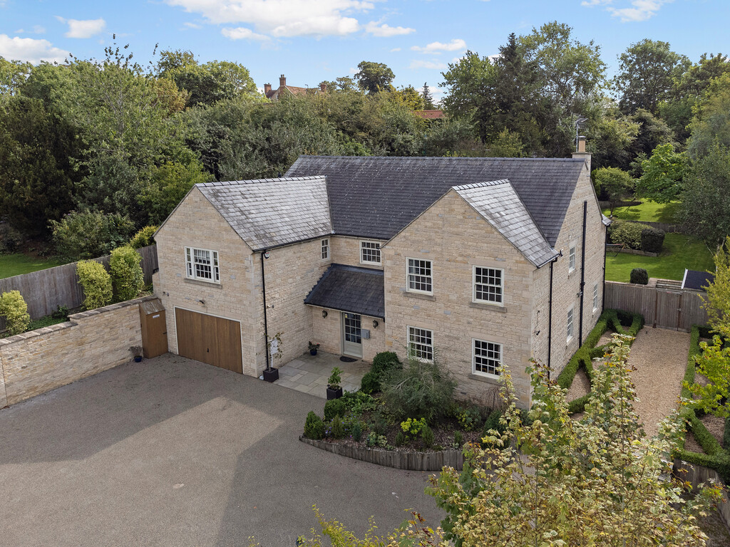 4 bed Detached for rent in Lincs. From Martin & Co - Grantham 4 bed Detached for rent in Lincs. From Martin & Co - Grantham