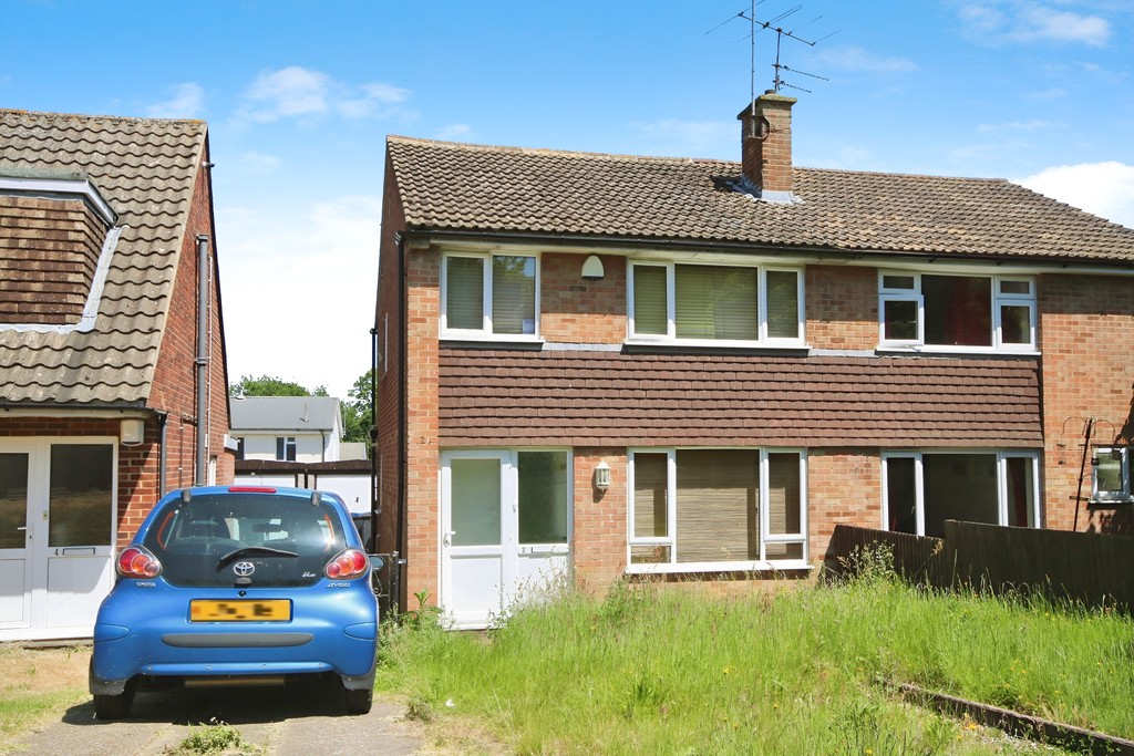 4 bed Semi Detached for rent in Kent. From Martin & Co - Canterbury