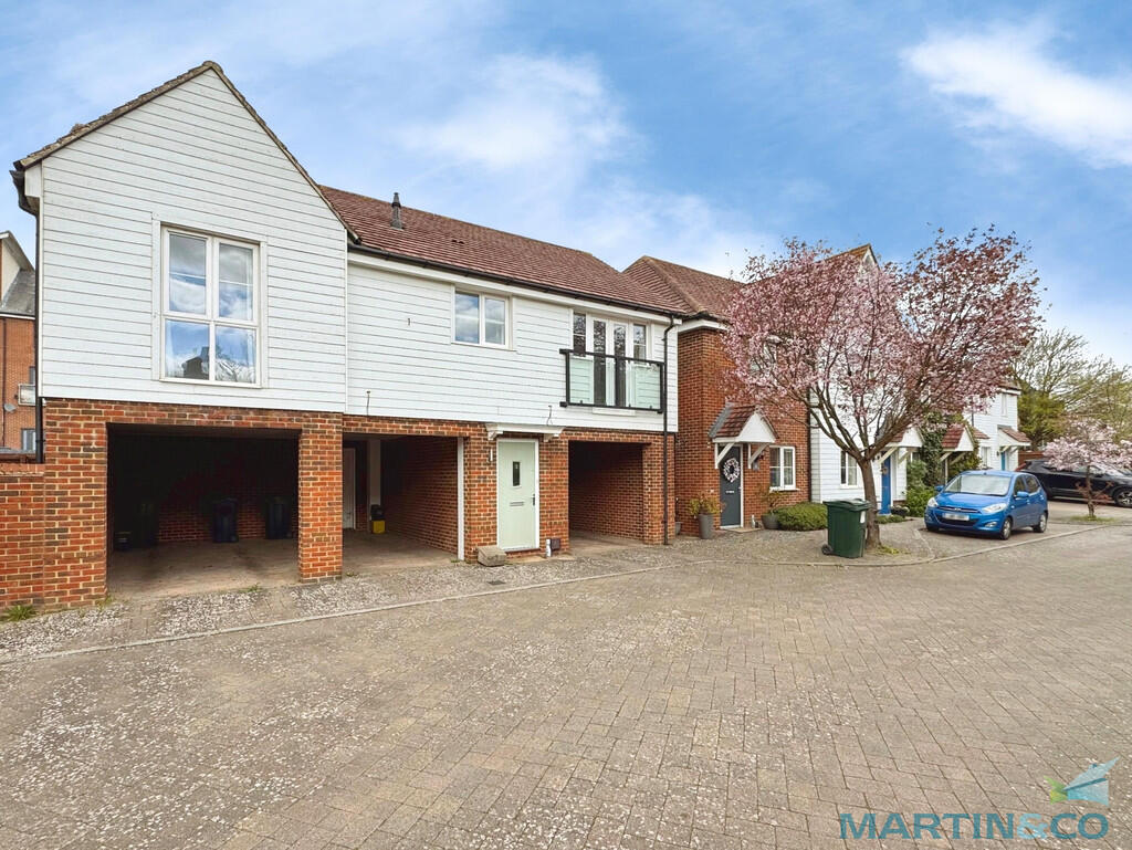 2 bed Detached for rent in Ashford. From Martin & Co - Ashford