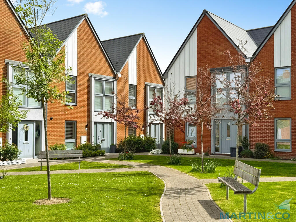 3 bed End of Terrace for rent in Ashford. From Martin & Co - Ashford