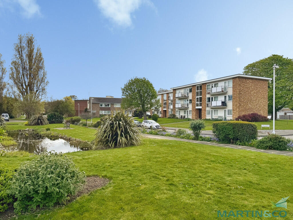 2 bed 1st Floor Flat for rent in Deal. From Martin & Co - Ashford