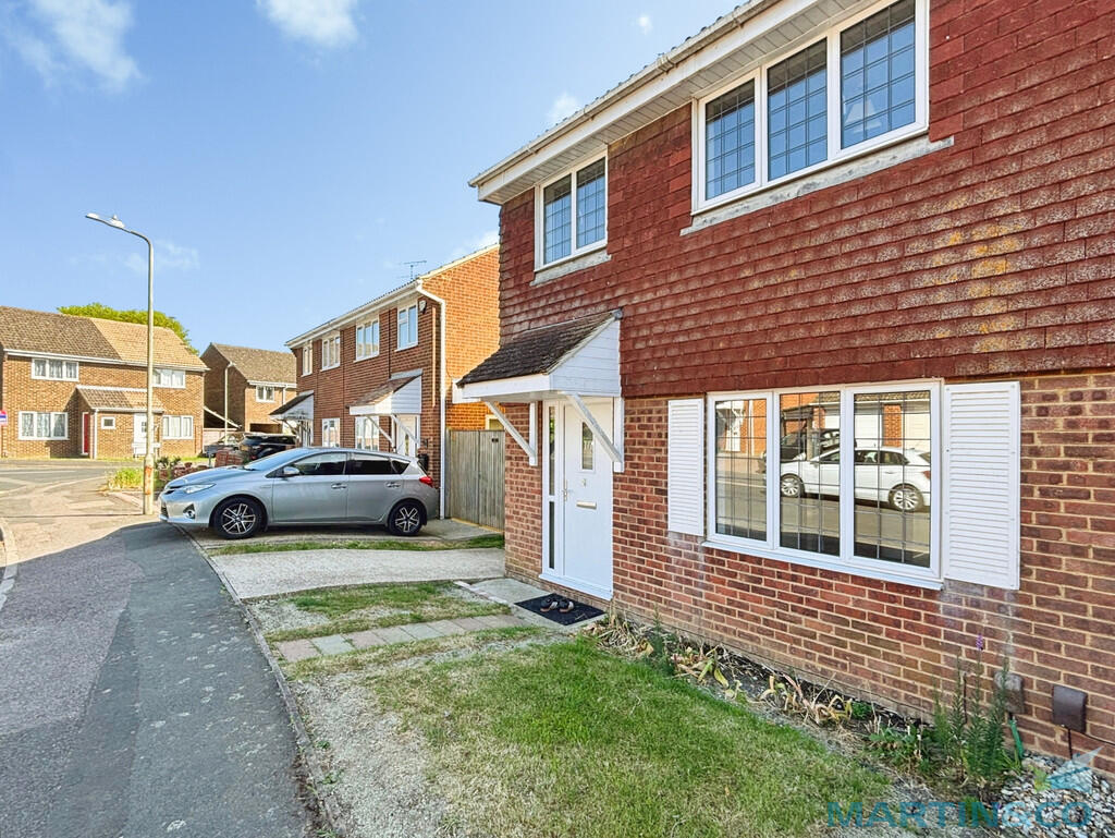 3 bed Semi Detached for rent in Mersham. From Martin & Co - Ashford