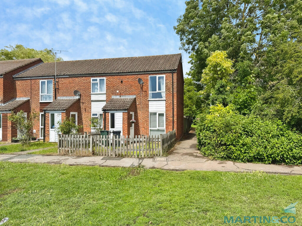 2 bed End of Terrace for rent in Ashford. From Martin & Co - Ashford