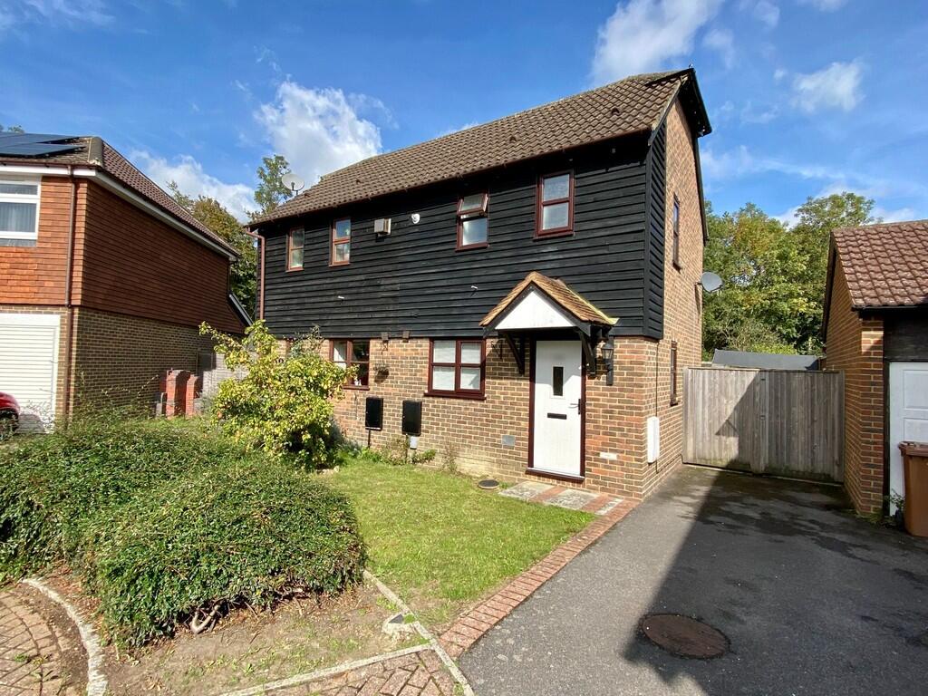 1 bed Semi Detached for rent in Great Chart. From Martin & Co - Ashford 1 bed Semi Detached for rent in Great Chart. From Martin & Co - Ashford