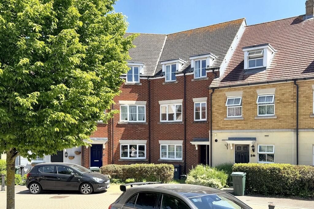 4 bed Town House for rent in Ashford. From Martin & Co - Ashford