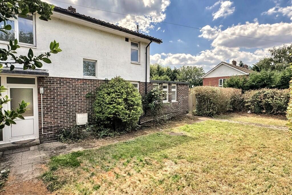 3 bed Semi Detached for rent in Wye. From Martin & Co - Ashford 3 bed Semi Detached for rent in Wye. From Martin & Co - Ashford
