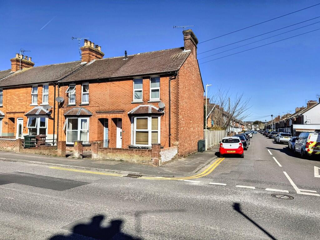 3 bed End of Terrace for rent in Ashford. From Martin & Co - Ashford 3 bed End of Terrace for rent in Ashford. From Martin & Co - Ashford