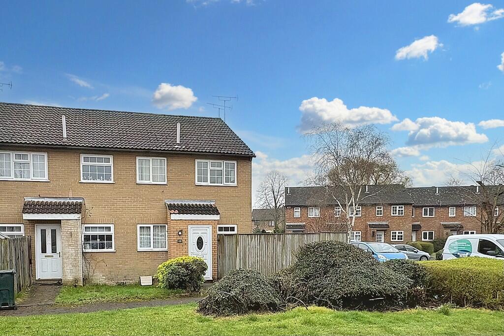 1 bed Semi Detached for rent in Ashford. From Martin & Co - Ashford 1 bed Semi Detached for rent in Ashford. From Martin & Co - Ashford