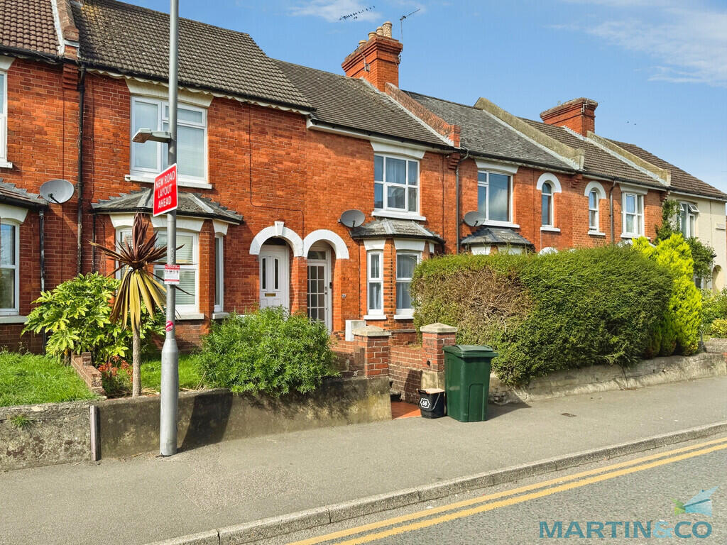 3 bed Mid Terraced House for rent in Ashford. From Martin & Co - Ashford 3 bed Mid Terraced House for rent in Ashford. From Martin & Co - Ashford