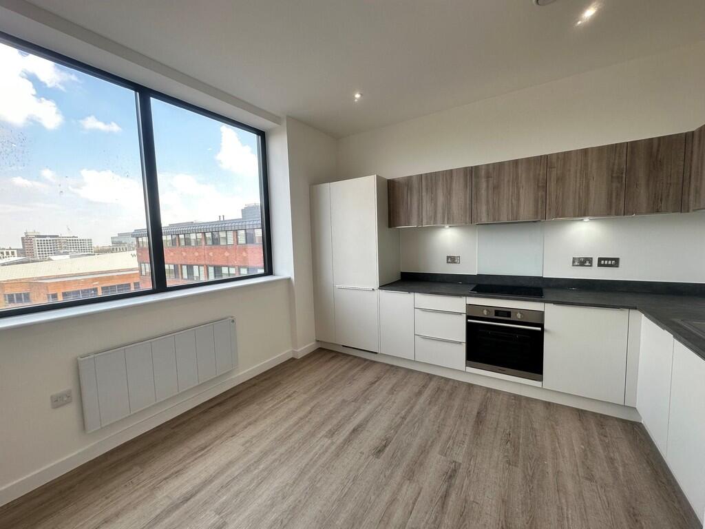 2 bed Apartment for rent in Basingstoke. From Martin & Co - Basingstoke
