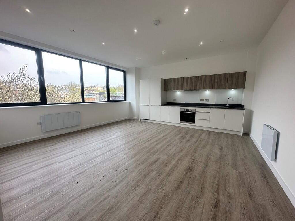 2 bed Apartment for rent in Basingstoke. From Martin & Co - Basingstoke