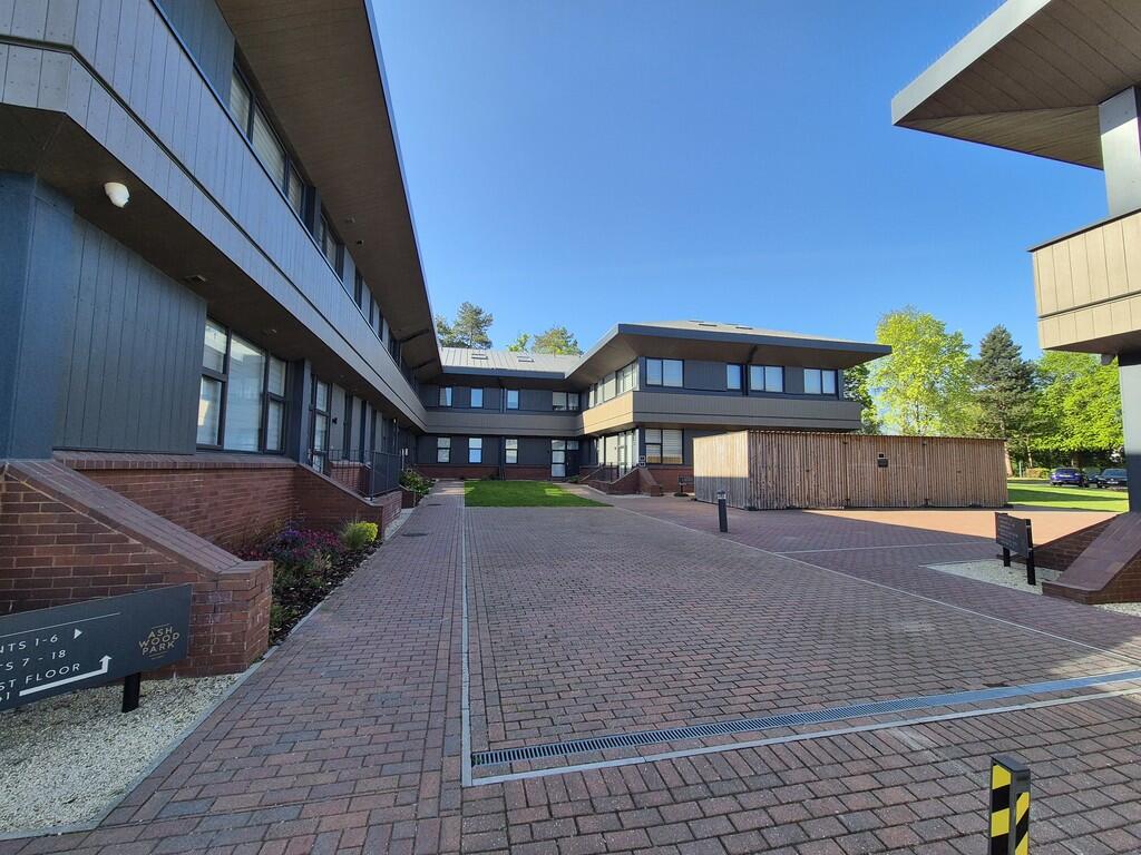 1 bed Apartment for rent in Wootton St Lawrence. From Martin & Co - Basingstoke