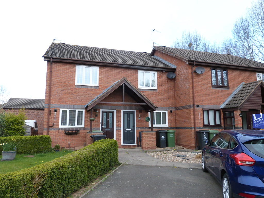 2 bed Mid Terraced House for rent in Worcestershire. From Martin & Co - Worcester
