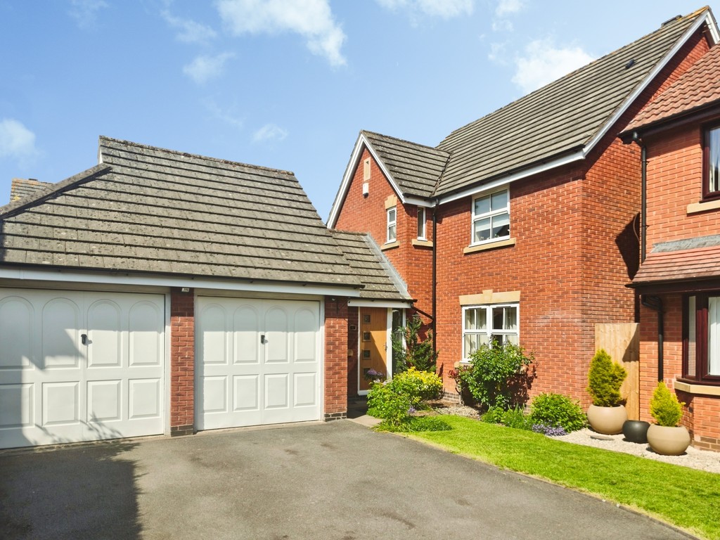 4 bed Detached for rent in Hindlip. From Martin & Co - Worcester