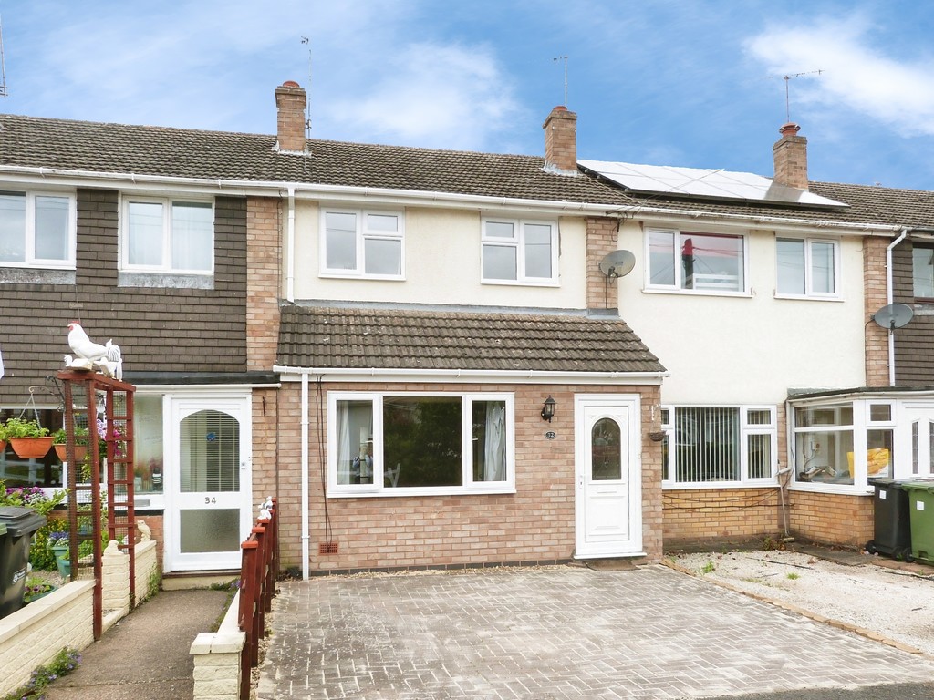 3 bed Mid Terraced House for rent in Worcester. From Martin & Co - Worcester