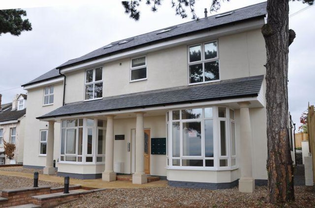 1 bed Apartment for rent in Worcester. From Martin & Co - Worcester