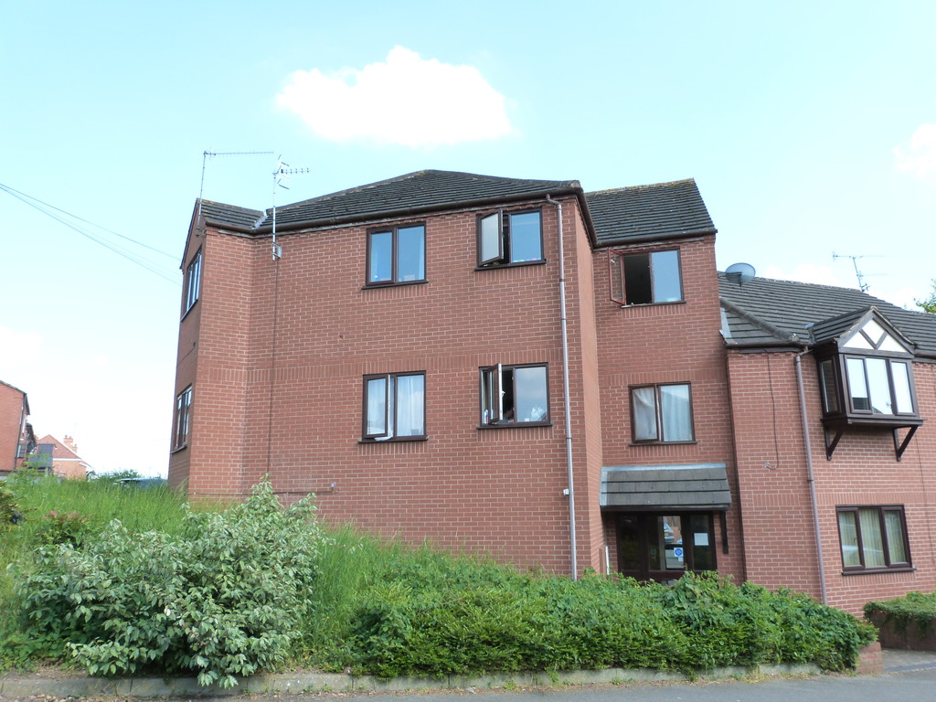 2 bed Apartment for rent in Worcestershire. From Martin & Co - Worcester