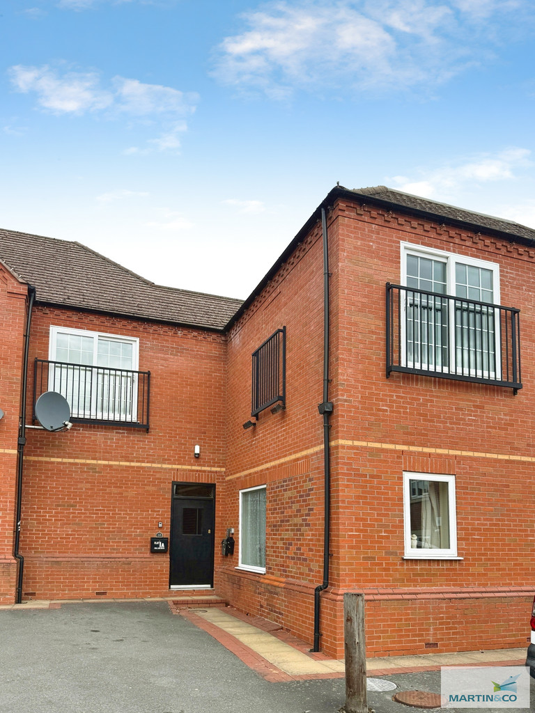 2 bed Apartment for rent in Studley. From Martin & Co - Worcester 2 bed Apartment for rent in Studley. From Martin & Co - Worcester