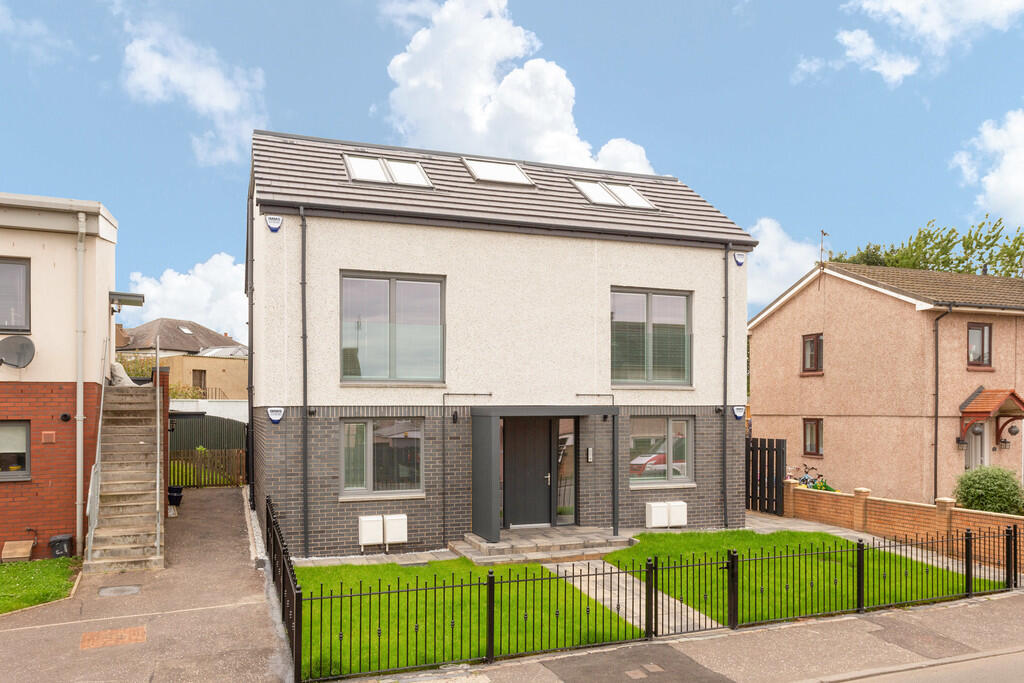 4 bed Studio for rent in Edinburgh. From Martin & Co - Bathgate 4 bed Studio for rent in Edinburgh. From Martin & Co - Bathgate