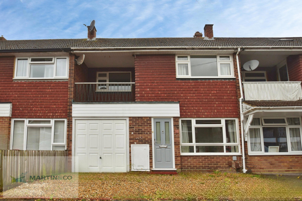 3 bed Mid Terraced House for rent in Byfleet. From Martin & Co - Walton on Thames 3 bed Mid Terraced House for rent in Byfleet. From Martin & Co - Walton on Thames