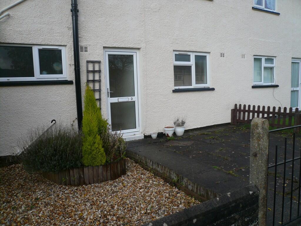 2 bed House (unspecified) for rent in Aberdare. From Martin & Co - Merthyr Tydfil