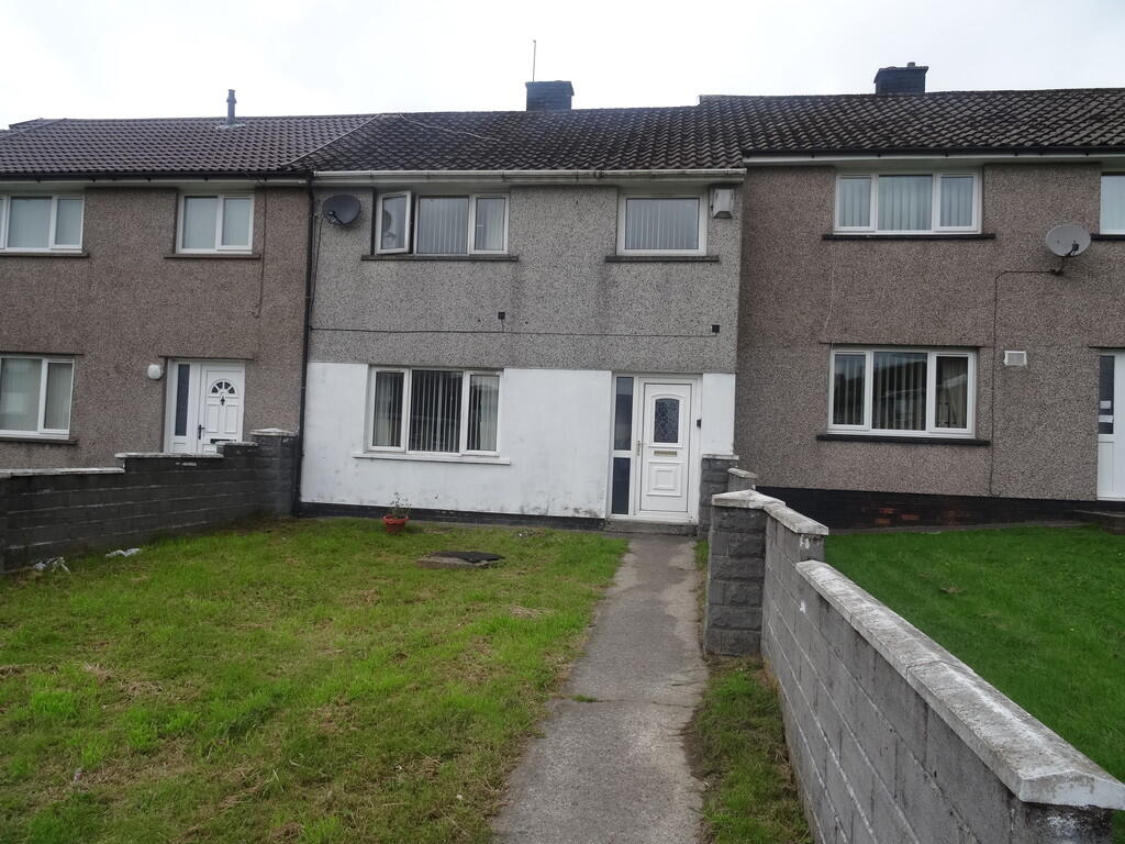 3 bed Mid Terraced House for rent in Merthyr Tydfil. From Martin & Co - Merthyr Tydfil