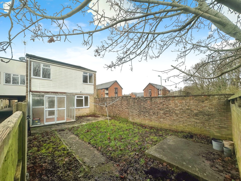 4 bed End of Terrace for rent in Hampshire. From Martin & Co - Basingstoke 4 bed End of Terrace for rent in Hampshire. From Martin & Co - Basingstoke