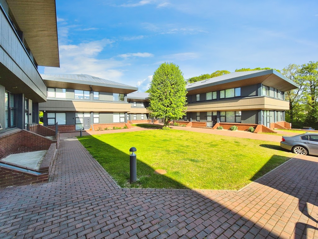 2 bed Apartment for rent in Wootton St Lawrence. From Martin & Co - Basingstoke