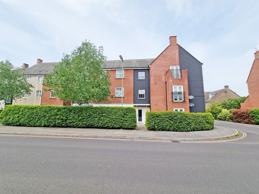 2 bed Apartment for rent in Hampshire. From Martin & Co - Basingstoke 2 bed Apartment for rent in Hampshire. From Martin & Co - Basingstoke