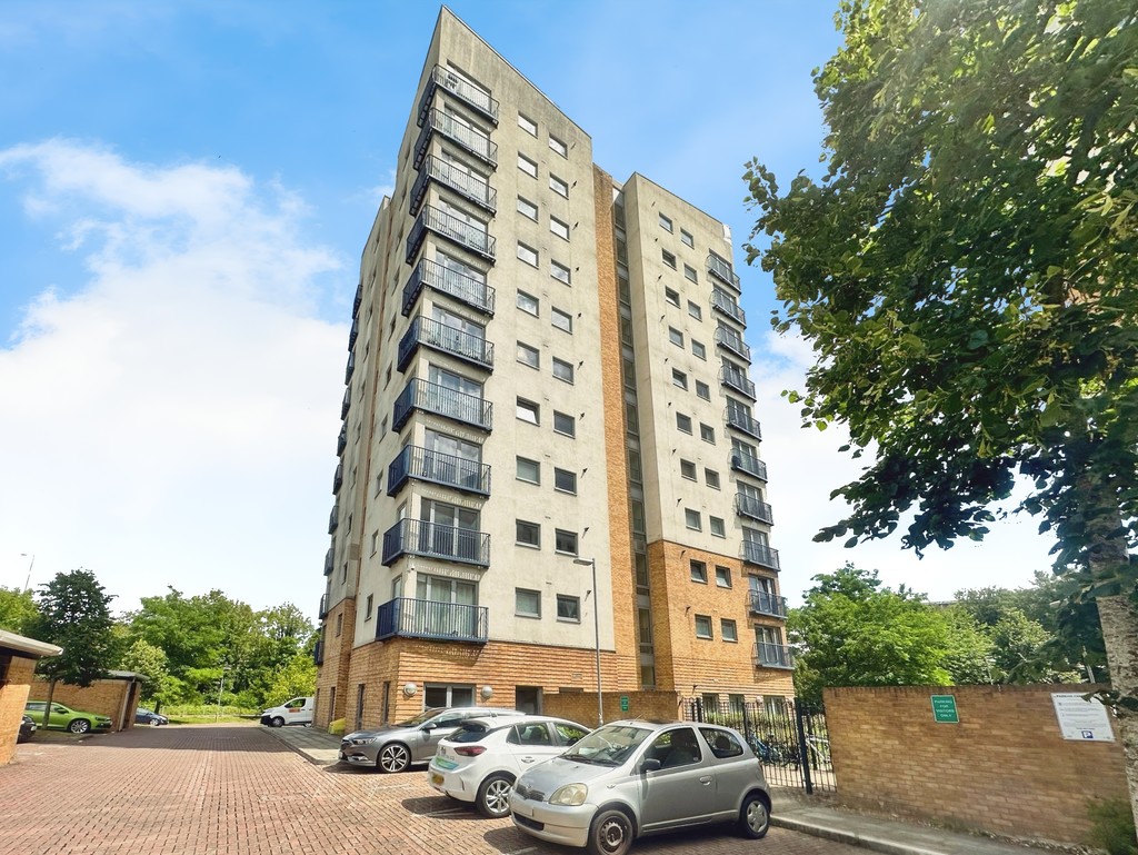1 bed Apartment for rent in Hampshire. From Martin & Co - Basingstoke 1 bed Apartment for rent in Hampshire. From Martin & Co - Basingstoke