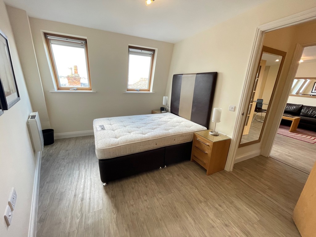 1 bed Apartment for rent in Basingstoke. From Martin & Co - Basingstoke 1 bed Apartment for rent in Basingstoke. From Martin & Co - Basingstoke
