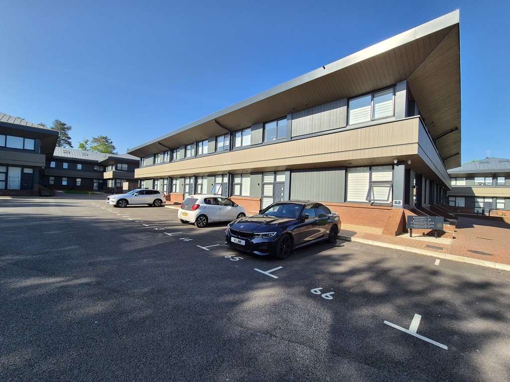 1 bed Ground floor maisonette for rent in Wootton St Lawrence. From Martin & Co - Basingstoke 1 bed Ground floor maisonette for rent in Wootton St Lawrence. From Martin & Co - Basingstoke